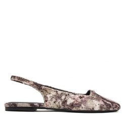 Baleriny DKNY. Brązowe balerinki damskie DKNY, bez wzorów, bez obcasa, bez zapięcia. Za 529.99 zł.