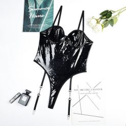 Body z pasem do pończoch na specjalne okazje Odharnait. Czarne body Intica, bez wzorów, z tkaniny. Za 99.00 zł.