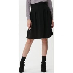 Czarna Spódnica Devon. Czarne spódnice damskie Born2be, bez wzorów, midi. Za 69.99 zł.
