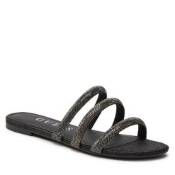 Klapki Guess. Czarne klapki damskie Guess, z aplikacjami, bez obcasa, bez zapięcia. Za 419.99 zł.