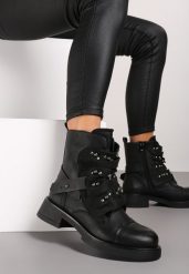 Czarne Streetwearowe Botki z Naszywką Nitami i Paskami Rorista. Czarne botki damskie Born2be, z aplikacjami, z jeansu, eleganckie, bez obcasa, na obcasie, bez zapięcia. Za 149.99 zł.