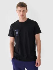 4F T-shirt regular z nadrukiem męski - czarny S. Czarne t-shirty męskie 4F, m, bez wzorów, z bawełny, bez kołnierzyka, bez ramiączek. W wyprzedaży za 29.99 zł.