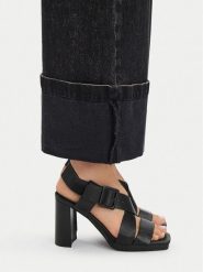 G-Star Raw Sandały EO-ELLEN-LT2680-3 Czarny. Czarne sandały damskie G-Star, bez wzorów, ze skóry, bez obcasa, na słupku, bez zapięcia. Za 223.99 zł.