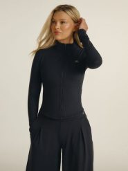 4F Bluza slim bez kaptura damska 4F x Anna Lewandowska - czarna XS. Czarne bluzy damskie 4F, l, bez wzorów, z dzianiny, sportowe, bez ramiączek, bez kaptura. Za 169.99 zł.