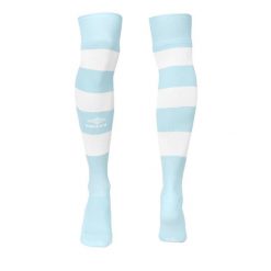 Skarpety do rugby Umbro. Białe skarpety męskie Umbro, bez wzorów, z elastanu. Za 103.00 zł.