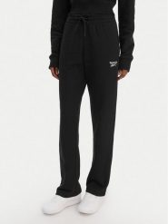 Reebok Spodnie dresowe Zuzanna RK25496CCW Czarny Regular Fit. Czarne spodnie dresowe damskie Reebok, bez wzorów, z dresówki. Za 179.99 zł.