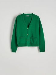 Wełniany kardigan z kieszeniami - zielony. Zielone kardigany damskie Reserved, l, bez wzorów, z dzianiny, bez kołnierzyka. W wyprzedaży za 139.99 zł.