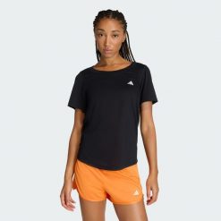 Koszulka Workout Essentials Scoop Neck. Białe bluzki damskie Adidas, bez wzorów, sportowe, bez kołnierzyka, bez ramiączek. Za 109.00 zł.