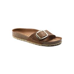 Klapki damskie Birkenstock Madrid Big Buckle Cognac Natural Leather. Brązowe klapki damskie Birkenstock, bez wzorów, z materiału, sportowe, bez obcasa, bez zapięcia. Za 804.00 zł.