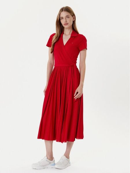 Tommy Hilfiger Sukienka codzienna 1985 WW0WW45733 Czerwony Regular Fit. Czerwone sukienki damskie Tommy Hilfiger, na co dzień, xxl, bez wzorów, z syntetyku, bez kołnierzyka, bez ramiączek, proste. Za 509.99 zł.