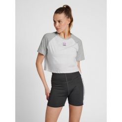 Damska koszulka crop top Hummel Legacy Naya. Szare bluzki damskie Hummel, m, bez wzorów, retro, bez kołnierzyka, bez ramiączek. Za 117.00 zł.