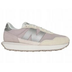 Buty na co dzień damskie NEW BALANCE 237 skóra. Brązowe obuwie sportowe damskie New Balance, bez wzorów, ze skóry, bez zapięcia, trekkingowe. Za 429.00 zł.
