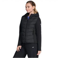Kurtka sportowa damska GO Shield Performance Elite Hooded Jacket. Czarne kurtki sportowe damskie Skechers, s, bez wzorów, z materiału, bez ramiączek, z kapturem, trekkingowe. Za 259.99 zł.