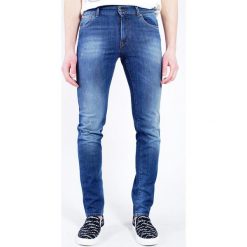 Jeansy z przetarciami. Niebieskie jeansy męskie TRUSSARDI JEANS, z jeansu. Za 255.00 zł.