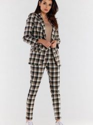 Żakiet Model A491 Brown/Beige - awama. Brązowe marynarki i żakiety damskie Awama, bez wzorów, z elastanu, eleganckie, bez kołnierzyka, bez ramiączek. Za 392.26 zł.