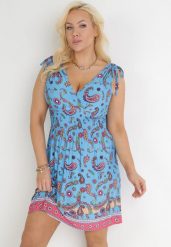 Niebieska Sukienka Rozkloszowana z Kopertowym Dekoltem Shanely. Niebieskie sukienki damskie Born2be, l, bez wzorów, bez kołnierzyka, bez ramiączek, mini, kopertowe. Za 34.99 zł.