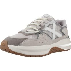 Buty MUNICH NEXA 18 Szary. Szare buty zimowe męskie munich, bez wzorów, ze skóry, bez obcasa, bez zapięcia. Za 448.99 zł.