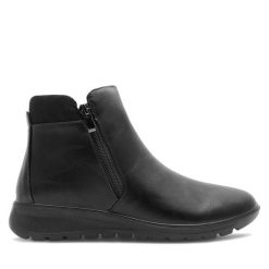 Botki Go Soft. Czarne botki damskie GO SOFT, bez wzorów, bez obcasa, na płaskiej podeszwie, bez zapięcia. Za 89.99 zł.