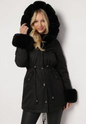 Czarna Kurtka Parka z Futerkiem i Kapturem Aresja. Czarne kurtki damskie Born2be, na jesień, l, bez wzorów. Za 149.99 zł.