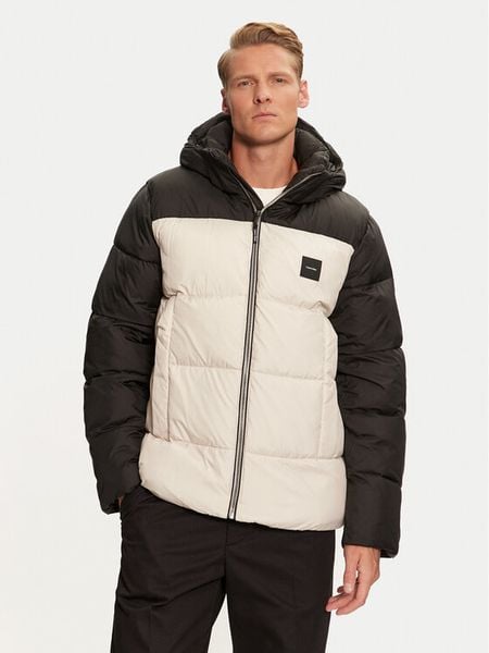 Calvin Klein Kurtka puchowa K10K114384 Beżowy Regular Fit. Brązowe kurtki męskie Calvin Klein, m, bez wzorów, z puchu, bez kaptura. Za 789.99 zł.