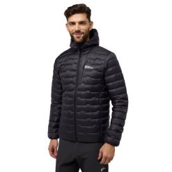 Kurtka trekkingowa męska Jack Wolfskin A618316350. Czarne kurtki męskie Jack Wolfskin, m, bez wzorów, z syntetyku, klasyczne, z kapturem. Za 1,128.00 zł.