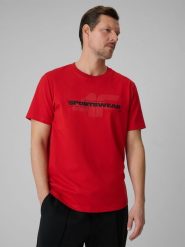 4F T-shirt regular z nadrukiem męski - czerwony L. Czerwone t-shirty męskie 4F, l, bez wzorów, z bawełny, bez kołnierzyka, bez ramiączek. Za 59.99 zł.