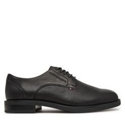 Półbuty Tommy Hilfiger. Czarne buty wizytowe męskie Tommy Hilfiger, bez wzorów, bez obcasa, bez zapięcia. Za 649.99 zł.