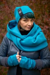 Czapka Hultajka Turkus. Czerwone czapki damskie Hultaj Polski, na jesień, bez wzorów, z bawełny, eleganckie. Za 99.00 zł.