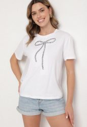 Biały T-shirt Oversize z Bawełny Zdobiony Kokardą z Cekinów Tenesela. Białe t-shirty damskie Born2be, m, z aplikacjami, z bawełny, bez kołnierzyka, bez ramiączek. Za 29.99 zł.