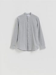 Koszula slim ze stójką - czarny. Czarne koszule męskie Reserved, l, bez wzorów, z bawełny, bez kołnierzyka, bez ramiączek. Za 129.99 zł.