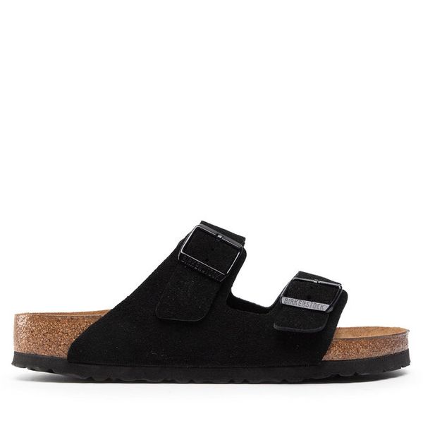 Klapki Birkenstock. Czarne klapki męskie Birkenstock, bez wzorów, bez zapięcia. Za 509.99 zł.