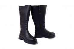 RIEKER Z9856-00 black, kozaki damskie. Czarne kozaki damskie Rieker, na zimę, bez wzorów, bez obcasa, na obcasie, bez zapięcia. Za 459.90 zł.