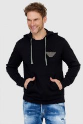 EMPORIO ARMANI Czarna bluza męska z kapturem i szarym logo. Czarne bluzy męskie Emporio Armani, l, bez wzorów, prążkowane, z kapturem. W wyprzedaży za 399.99 zł.
