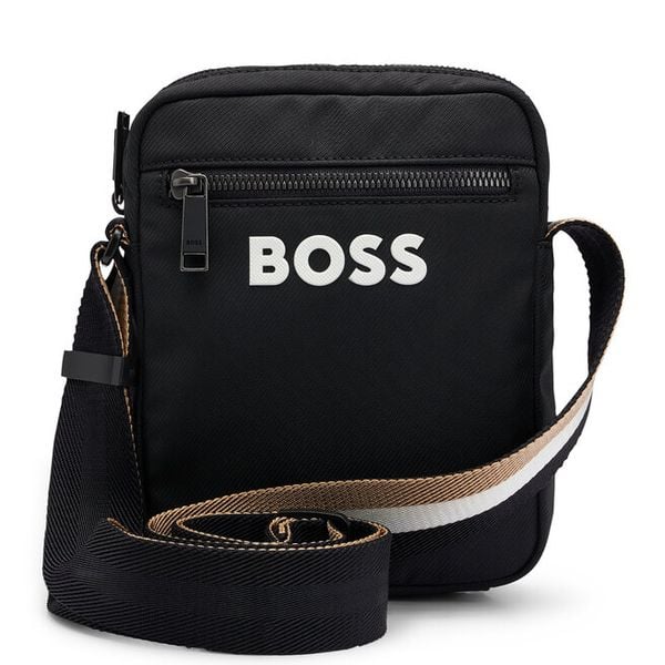 Saszetka BOSS. Czarne saszetki i nerki męskie Boss, bez wzorów. Za 319.99 zł.