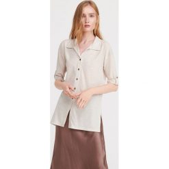 Dzianinowa koszula - Beżowy. Brązowe koszule damskie Reserved, l, bez wzorów, z dzianiny, bez kołnierzyka, bez ramiączek. W wyprzedaży za 49.99 zł.