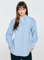 Koszula damska oversize niebieska lamesa 401. Niebieskie koszule damskie BIG STAR, l, bez wzorów, z bawełny, eleganckie, z asymetrycznym kołnierzem, bez ramiączek. Za 229.99 zł.