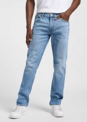 Męskie Spodnie Lee Daren Horizon Blue 112367189, W34 L32. Niebieskie spodnie materiałowe męskie Lee, bez wzorów, z bawełny. Za 239.99 zł.