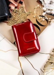 Peterson Czerwony portfel damski z lakierowanej skóry naturalnej na zatrzask - Peterson NoSize. Czerwone portfele damskie Peterson, ze skóry. Za 105.96 zł.