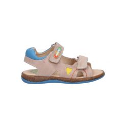 Sandały Pablosky Model 017075 Kolor Jasnobrązowy. Brązowe sandały męskie Pablosky, bez wzorów, ze skóry, sportowe, bez zapięcia. W wyprzedaży za 180.85 zł.