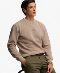 Superdry Micro Logo Crew luźny sweter z recyklingowanym poliestrem. Brązowe swetry nierozpinane damskie Superdry, xl, z aplikacjami, z bawełny, bez kołnierzyka, bez ramiączek. Za 326.10 zł.
