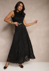 Czarna Koronkowa Sukienka Taliowana Wilreti. Czarne sukienki damskie Renee, na spotkanie biznesowe, s, bez wzorów, z koronki, eleganckie, bez kołnierzyka, bez ramiączek, maxi, dopasowane. Za 149.99 zł.