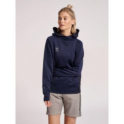 Damska bluza z kapturem Hummel Cima Xk. Niebieskie bluzy damskie Hummel, s, bez wzorów, z dresówki, klasyczne, bez ramiączek, z kapturem. Za 227.90 zł.