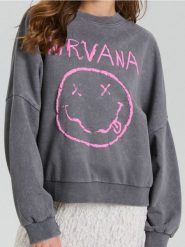 Bluza z nadrukiem Nirvana - szary. Szare bluzy damskie Sinsay, l, bez wzorów, bez ramiączek, bez kaptura. Za 69.99 zł.