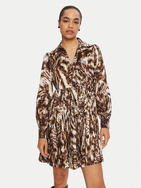 Liu Jo Sukienka koszulowa WF4516 T5973 Brązowy Regular Fit. Brązowe sukienki damskie Liu Jo, bez wzorów, z syntetyku, bez kołnierzyka, bez ramiączek, koszulowe. Za 629.99 zł.