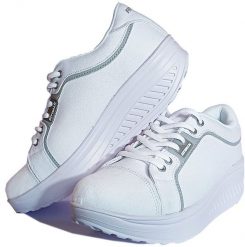 Trampki z podeszwą kołyskową Fit Walk białe 41. Białe obuwie sportowe damskie Fitness King, bez wzorów, bez zapięcia. Za 169.00 zł.