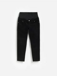 Jeansy mom fit - czarny. Czarne jeansy damskie Reserved, bez wzorów, z bawełny. Za 159.99 zł.
