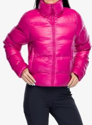 Kurtka ocieplana damska Helly Hansen Jade Puffer Jacket. Czerwone kurtki sportowe damskie Helly Hansen, s, bez wzorów, z materiału, bez ramiączek, bez kaptura, trekkingowe, primaloft. Za 475.70 zł.