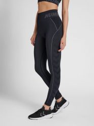 Damskie legginsy ze średnim stanem Hummel TE Christel. Czarne legginsy damskie Hummel, bez wzorów, z dzianiny. Za 184.00 zł.