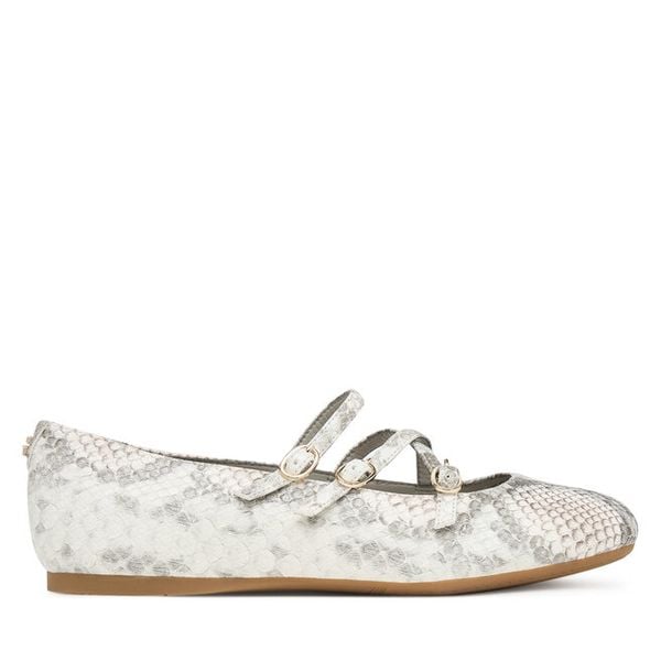 Baleriny Guess. Szare balerinki damskie Guess, z aplikacjami, bez obcasa, bez zapięcia. Za 269.99 zł.