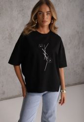 Czarny Wiskozowy T-shirt Ozdobiony Kwiatami i Perełkami Muvine. Czarne t-shirty damskie Renee, l, z aplikacjami, z jeansu, street, bez kołnierzyka, bez ramiączek. Za 79.99 zł.